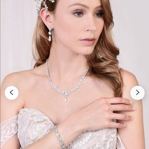 Bridal necklace
